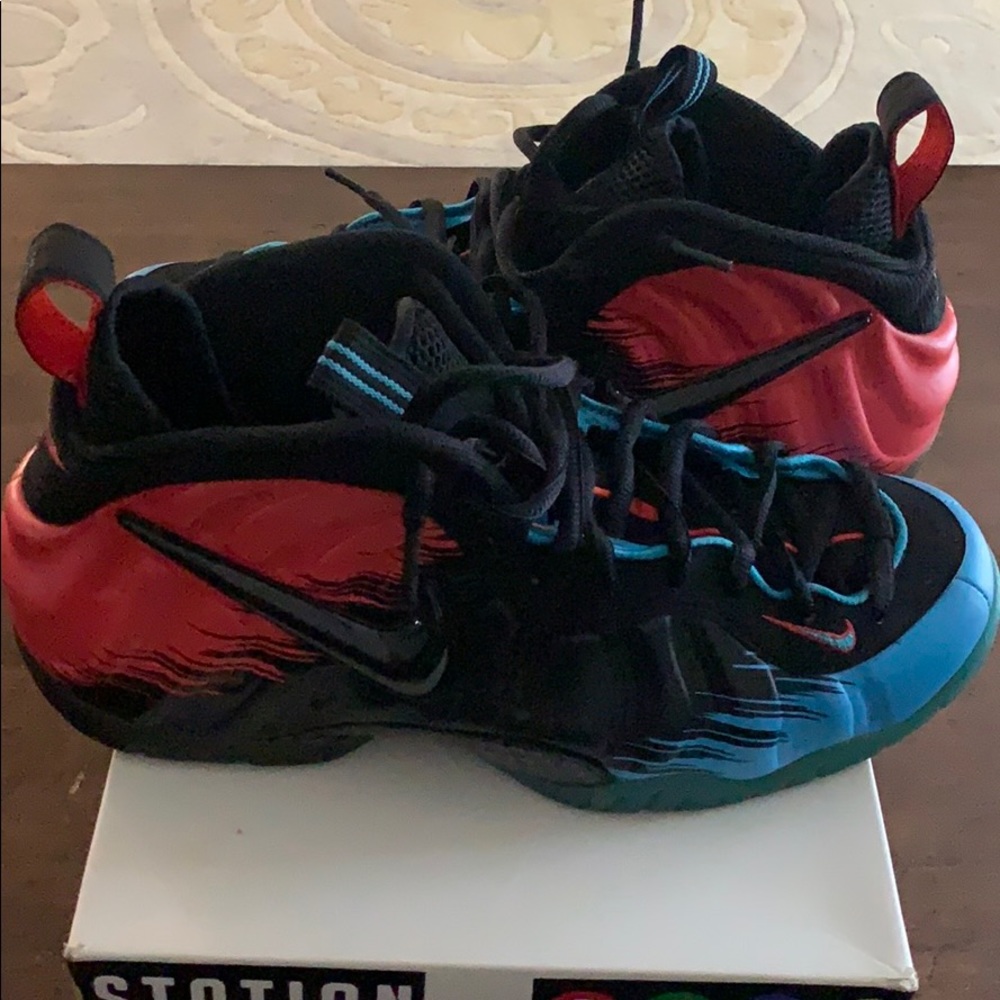 Nike Air Spider Man Foams Size 12